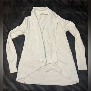 ATHLETA Pranayama wrap - size XS in Bone/ cream color